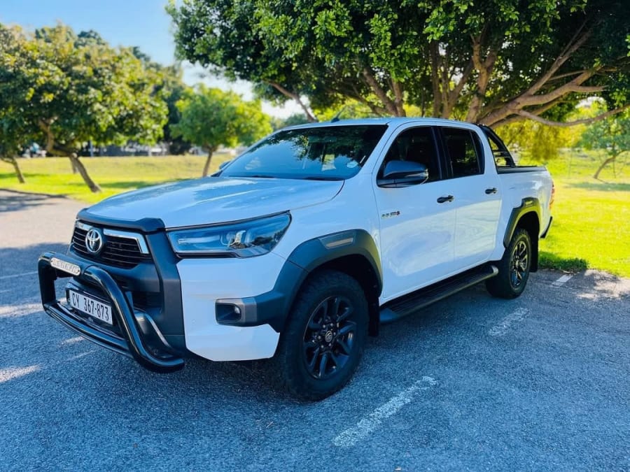 2021 TOYOTA HILUX 2.8 GD-6 LEGEND — photo 1