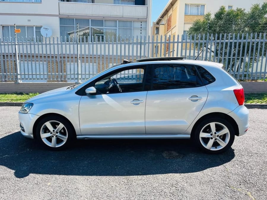2016 VW POLO 1.2 TSI COMFORTLINE — photo 4