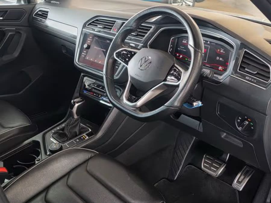 2022 Volkswagen Tiguan 2.0 TSI R-Line 4Motion DSG Auto (162kW) — photo 4