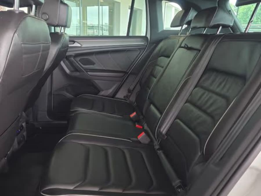 2022 Volkswagen Tiguan 2.0 TSI R-Line 4Motion DSG Auto (162kW) — photo 7