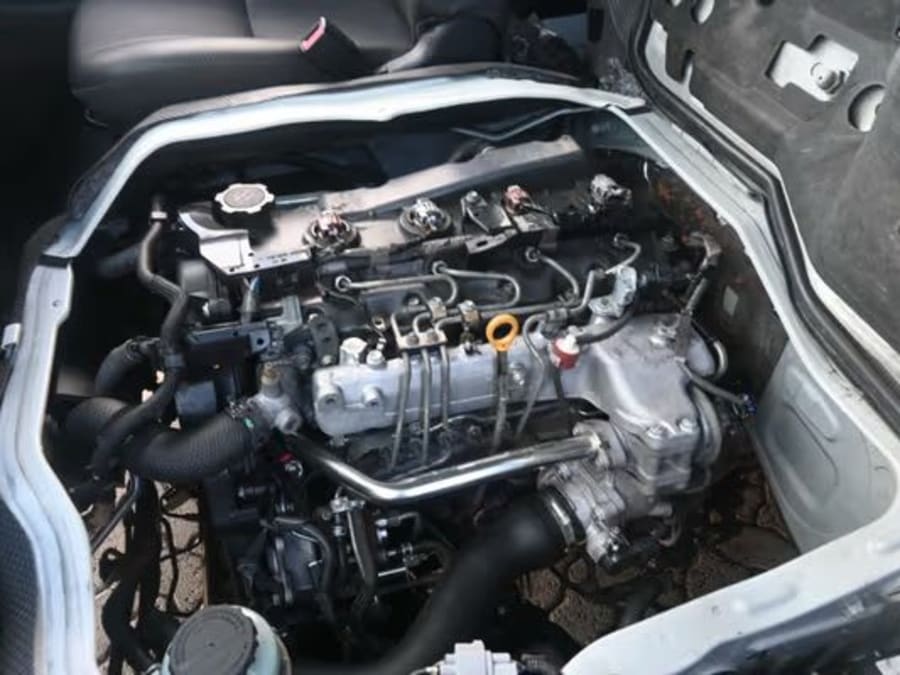 2022 Toyota Quantum 2.5 D-4D Sesfikile 16-seat — photo 4