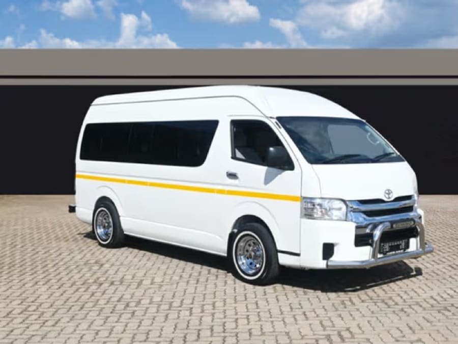2015 Toyota Quantum 2.5 D-4D 14-seat — photo 3