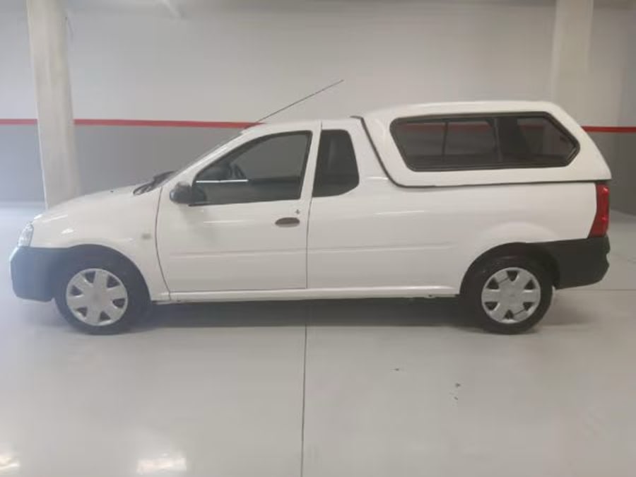 2021 Nissan NP200 1.6 A/C Safety Pack — photo 3