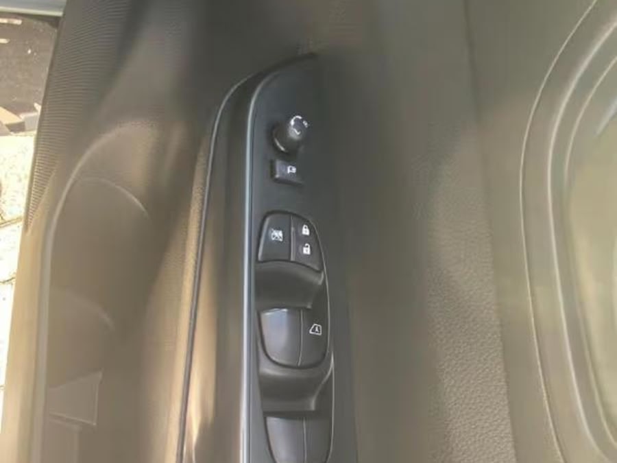 2021 Nissan Navara 2.5 DDTi PRO-4X 4X4 Auto Double-Cab — photo 5