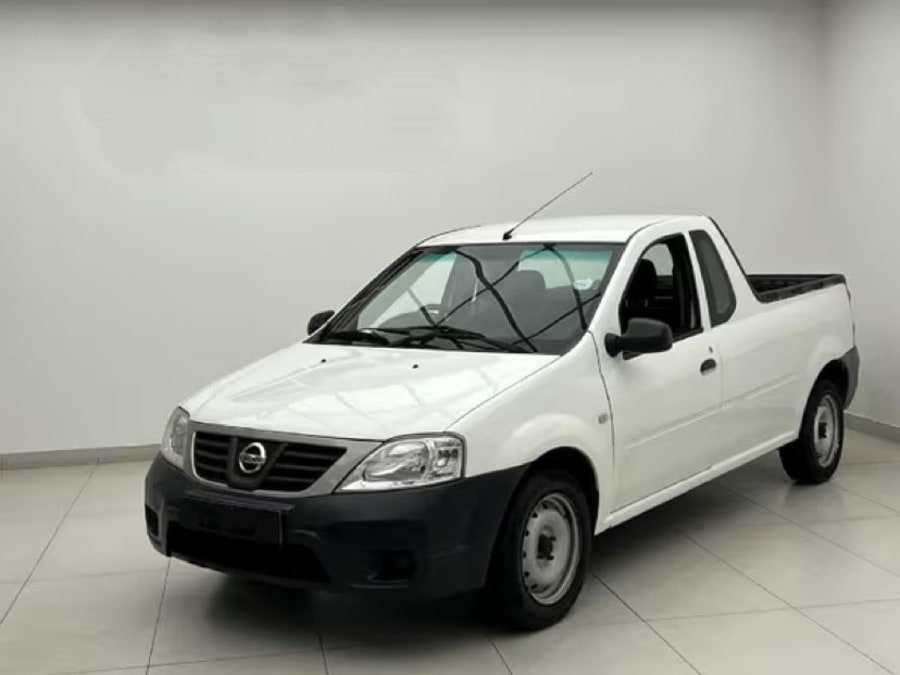2020 Nissan NP200 1.6 — photo 2