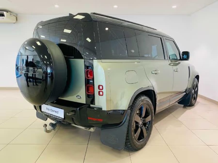 2021 Land Rover Defender 110 D300 HSE X-Dynamic — photo 9