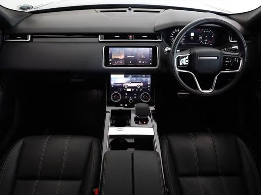 2022 Land Rover Range Rover Velar 2.0D HSE R-Dynamic | D200 — photo 5