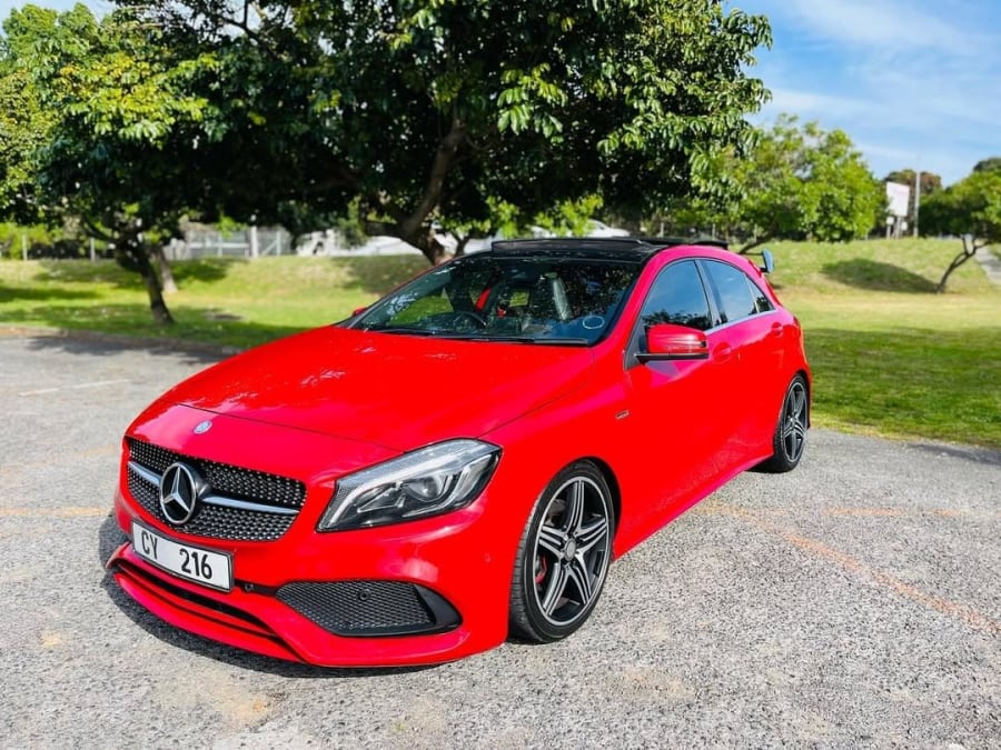 2017 MERCEDES BENZ A250 AMG — photo 4