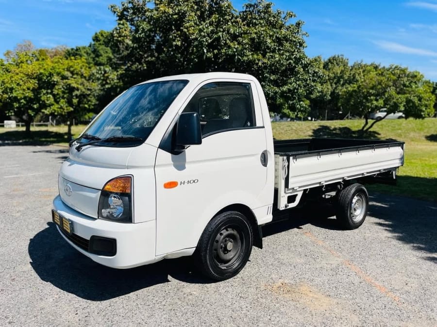 2017 HYUNDAI H100 2.6 — photo 3