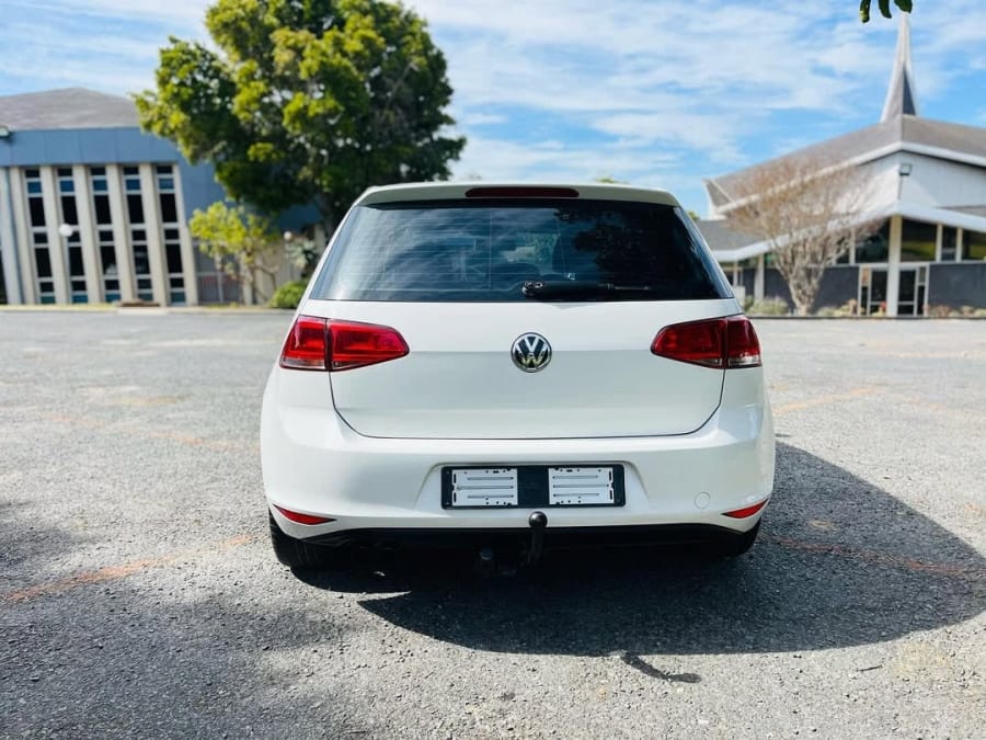 2016 VW GOLF 7 2.0 TDI COMFORTLINE — photo 8