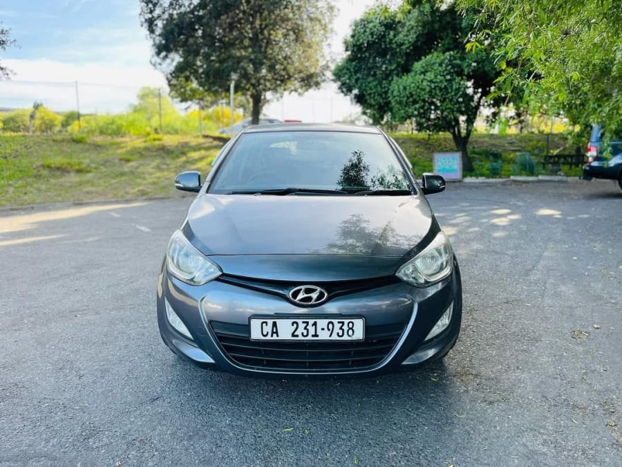 2014 HYUNDAI I20 — photo 1