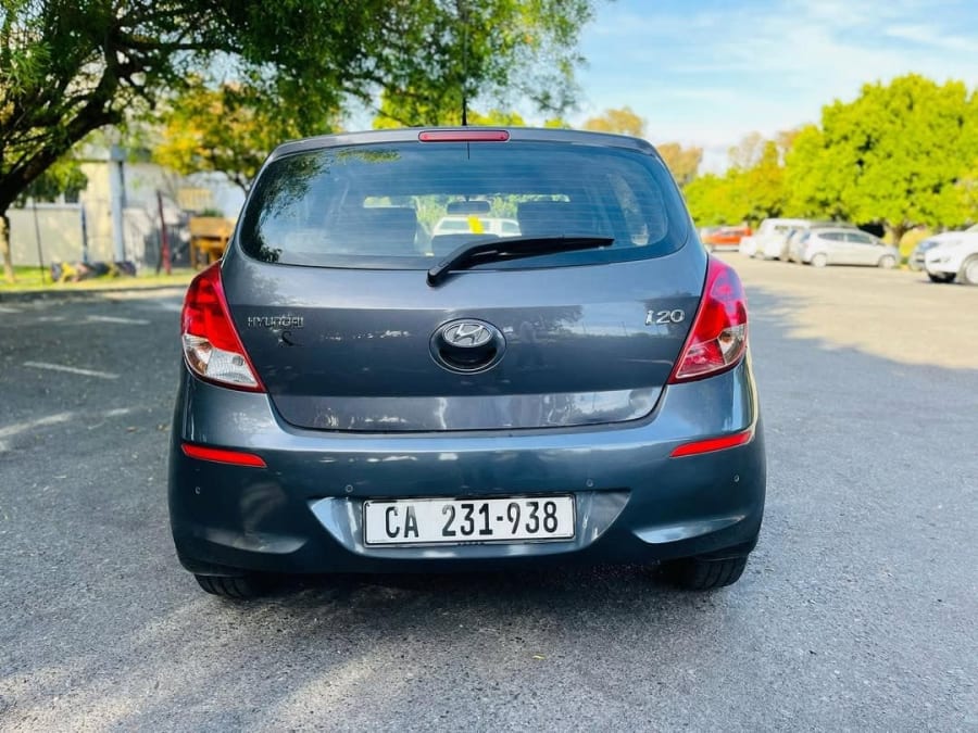 2014 HYUNDAI I20 — photo 9