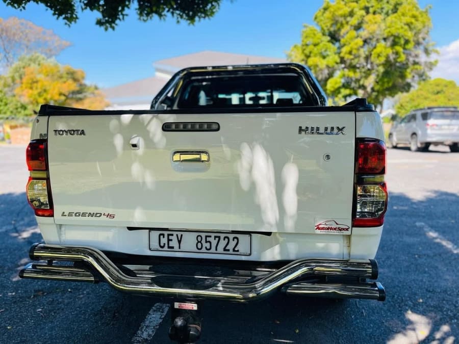 2015 TOYOTA HILUX 3.0 D4D LEGEND 45 EXTRA CAB — photo 8