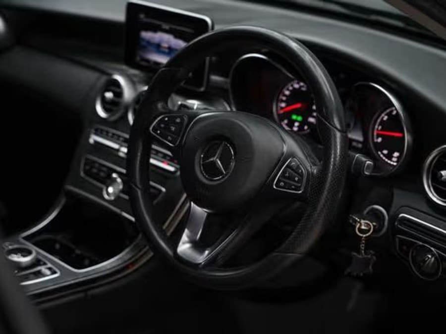 2018 Mercedes-Benz C-Class C 200 Avantgarde Auto — photo 5