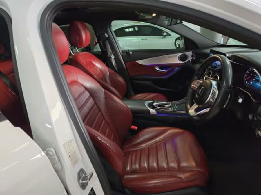 2019 Mercedes-Benz C-Class C220d Amg Line — photo 6
