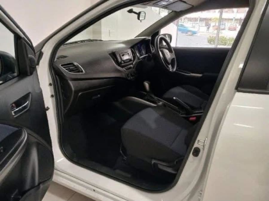 2022 Toyota Starlet 1.4 XS Auto — photo 6