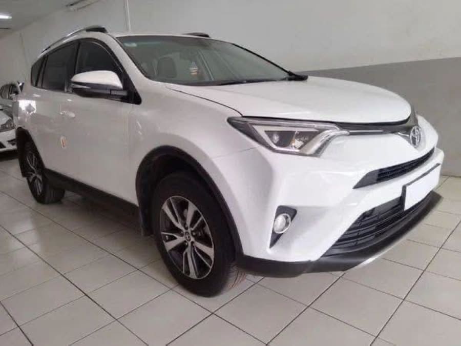 2017 Toyota RAV4 2.0 Manual — photo 3