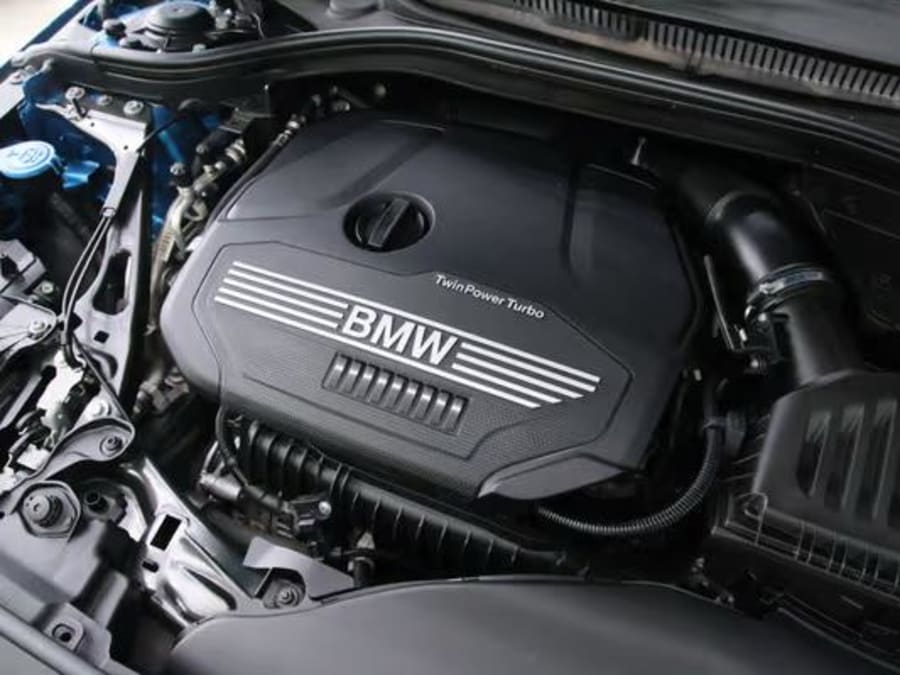 2021 BMW 2 Series 218i Gran Coupe M Sport — photo 6