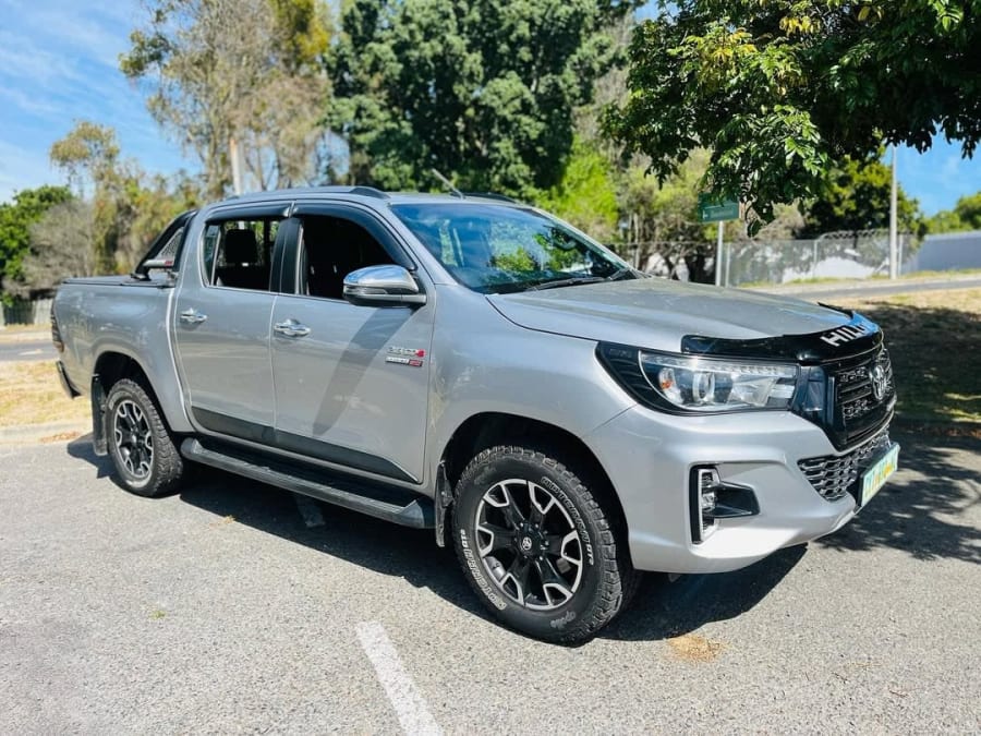 2019 TOYOTA HILUX 2.8 GD6 LEGEND50 — photo 3