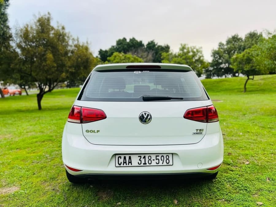 2015 VW GOLF 7 1.4 TSI COMFORTLINE — photo 8
