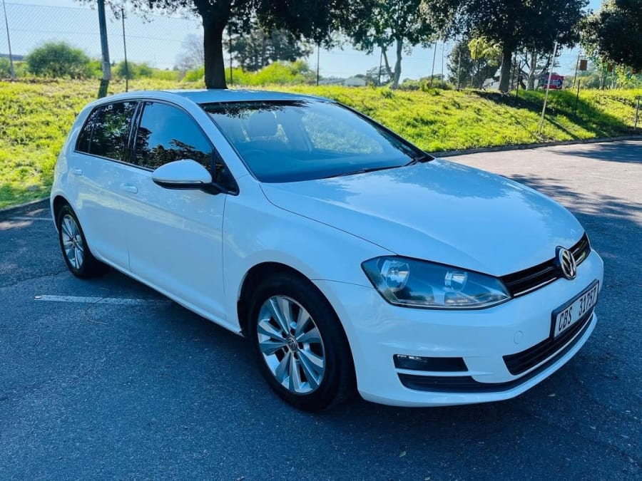 2014 VW GOLF 7 1.4 TSI COMFORTLINE — photo 3
