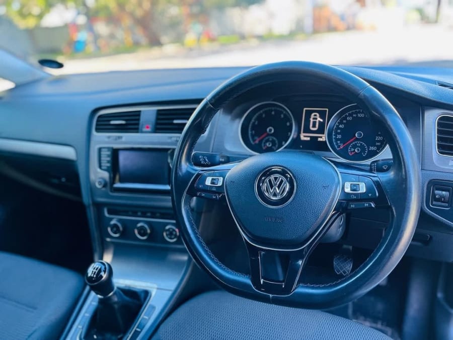 2014 VW GOLF 7 1.4 TSI COMFORTLINE — photo 9
