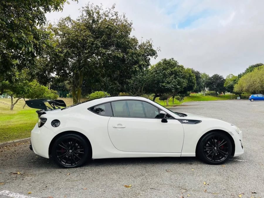 2013 TOYOTA 86 2.0 HIGH — photo 4