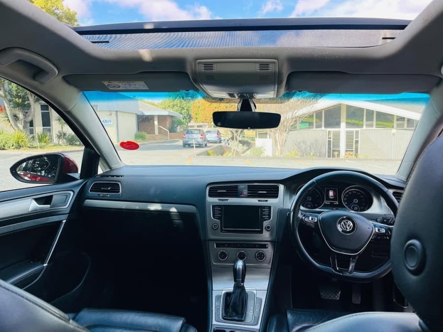 2017 VW GOLF 7 1.4 TSI RLINE DSG — photo 10