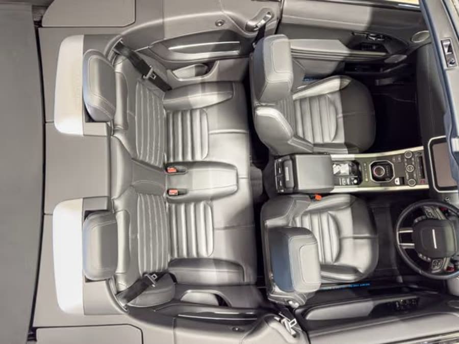 2017 Land Rover Range Rover Evoque 2.0 Si4 Convertible — photo 4