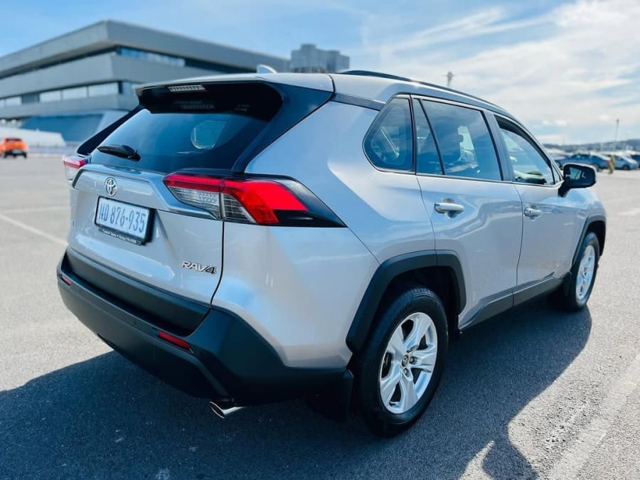 2019 TOYOTA RAV4 2.0 GX — photo 6