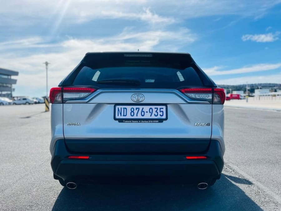 2019 TOYOTA RAV4 2.0 GX — photo 8