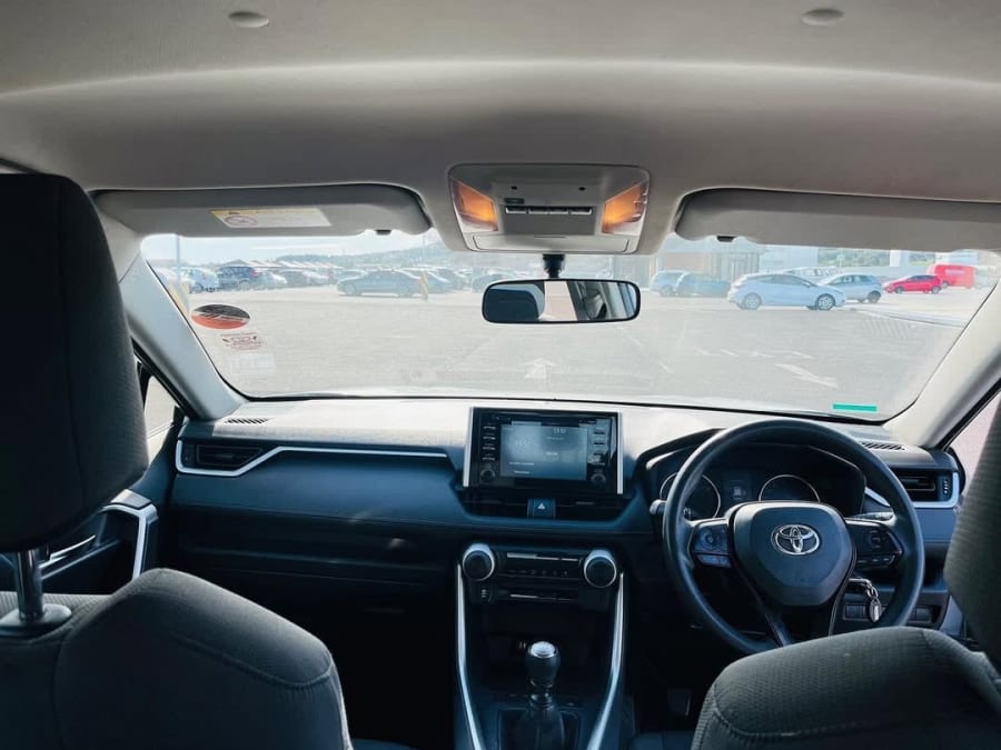 2019 TOYOTA RAV4 2.0 GX — photo 10