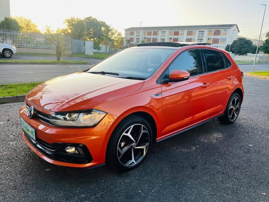 2019 VW POLO 1.0 TSI COMFORTLINE RLINE DSG — photo 2