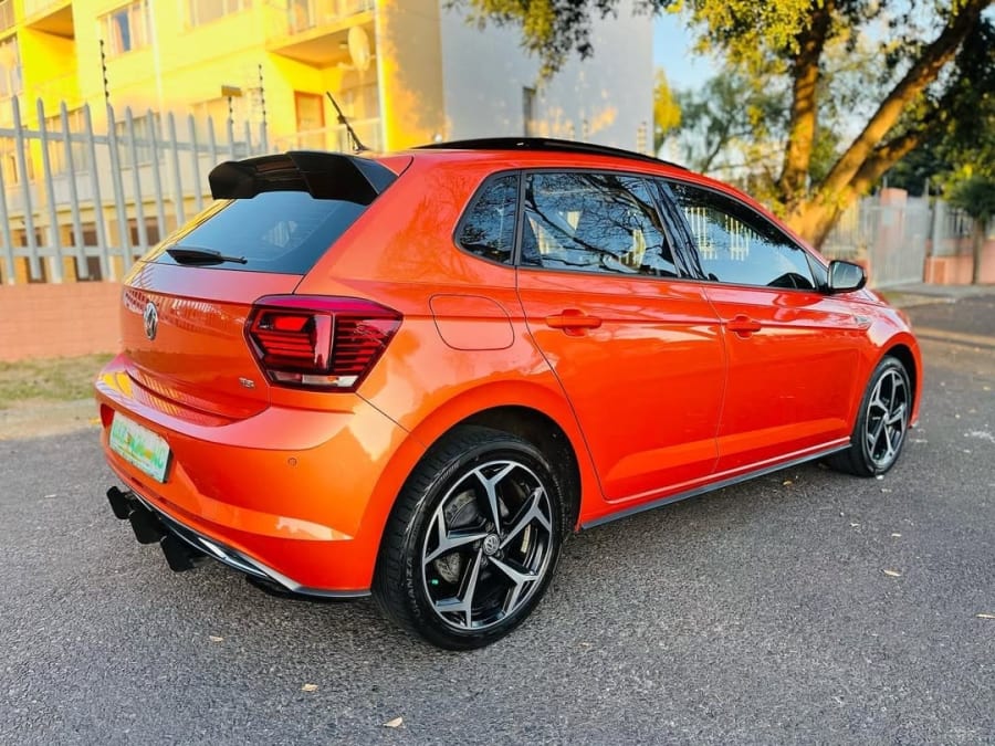 2019 VW POLO 1.0 TSI COMFORTLINE RLINE DSG — photo 5