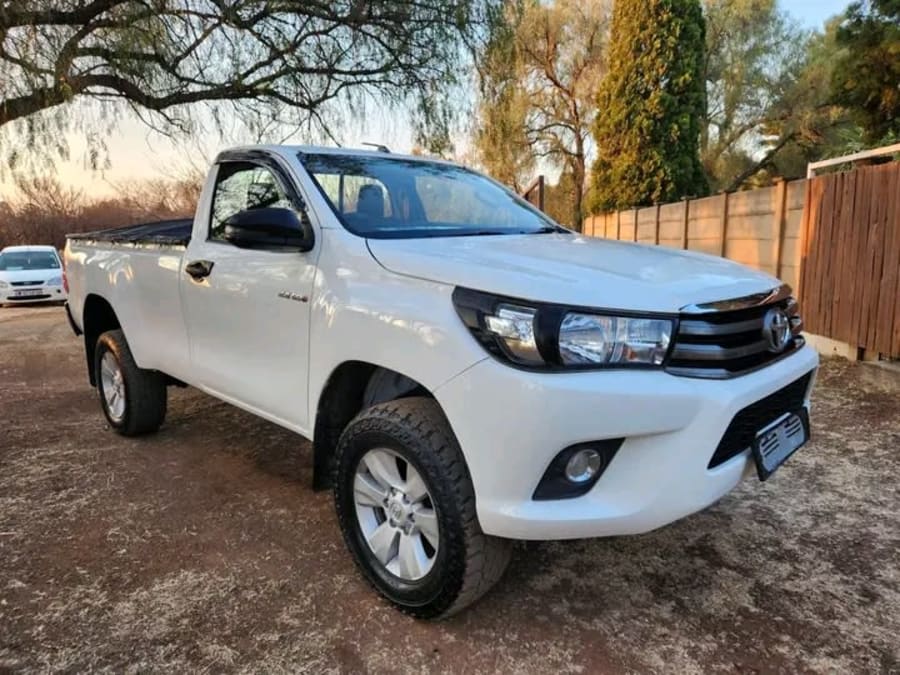 2020 TOYOTA HILUX 2.4GD-6 SRX — photo 1