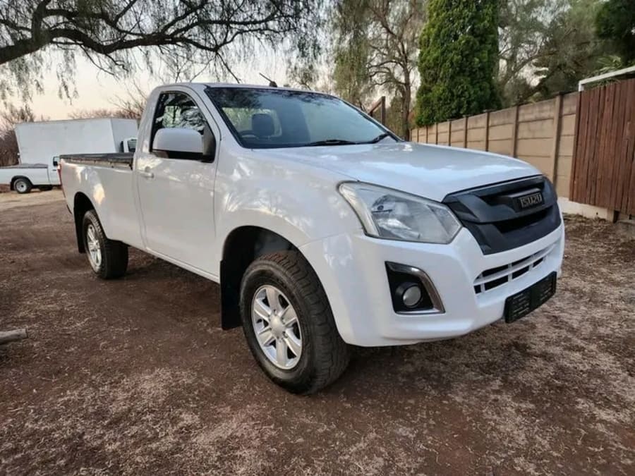 2017 ISUZU KB250 D-MAX FLEETSIDE — photo 1