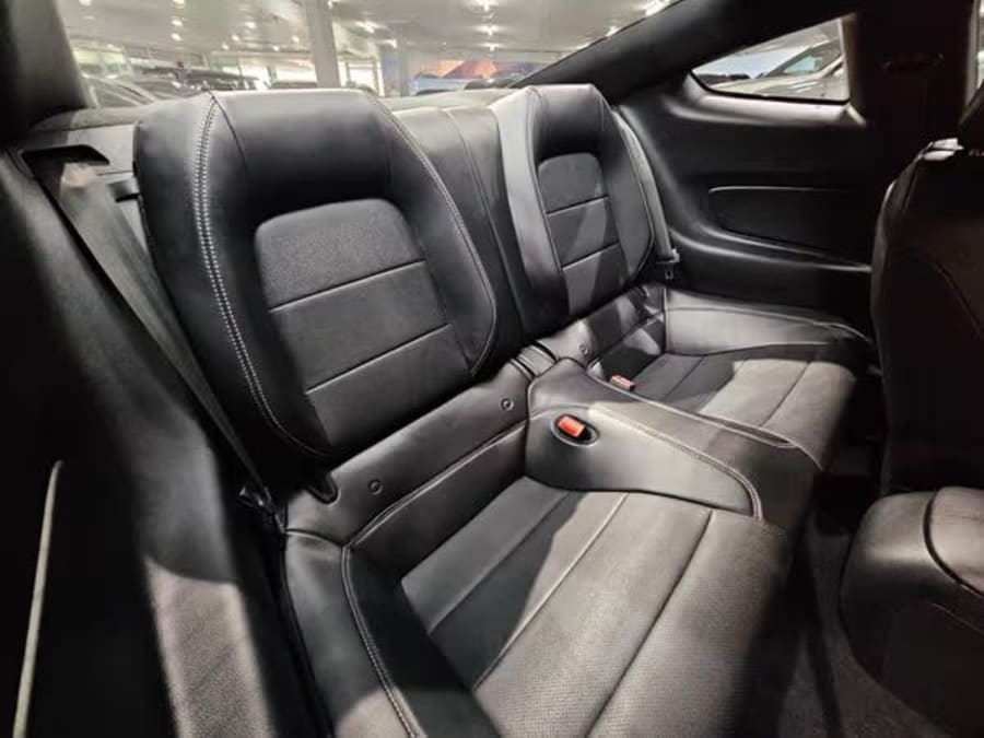 2021 Ford Mustang 5.0 GT Auto — photo 7