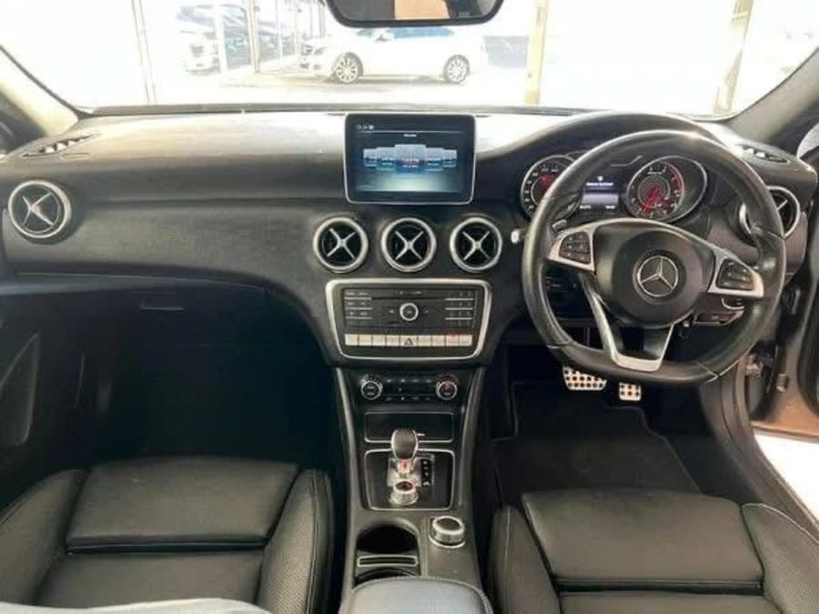 2016 Mercedes-AMG A-Class A45 AMG — photo 5