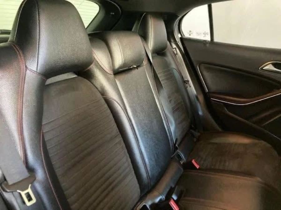 2018 Mercedes-Benz GLA 200 Auto — photo 8