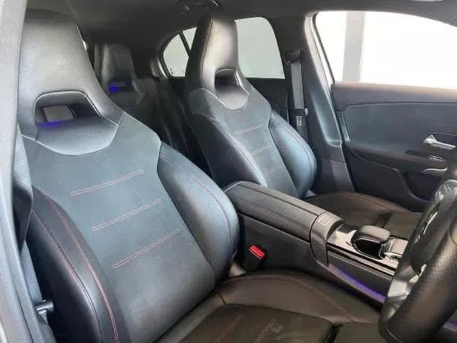 2018 Mercedes-Benz A-Class A200 AMG A/T — photo 7