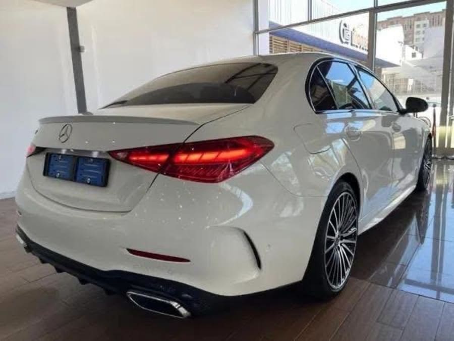 2022 Mercedes-Benz C-Class C200 AMG A/T — photo 7