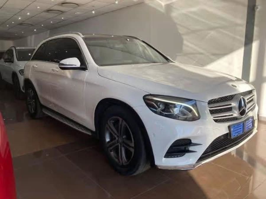 2016 Mercedes-Benz GLC 250d AMG — photo 2