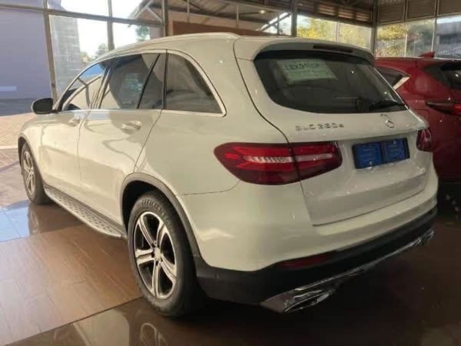 2016 Mercedes-Benz GLC 250d AMG — photo 8