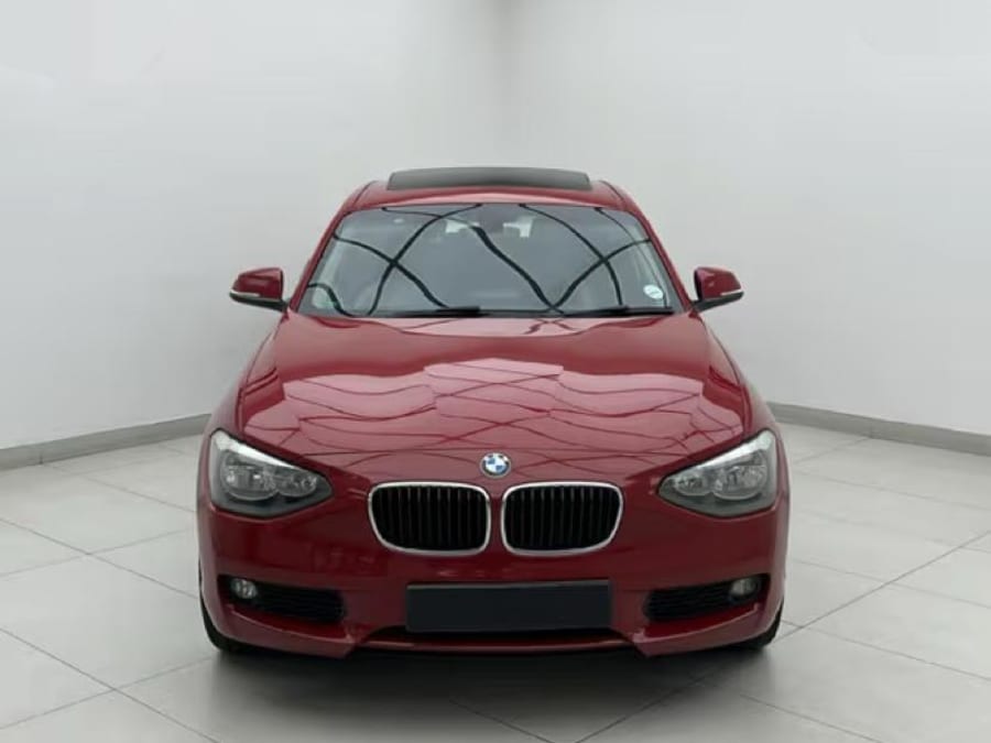 2015 BMW 1 Series 118i 5-dr Auto — photo 2