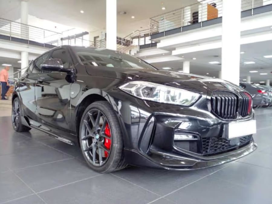 2022 BMW 1 Series 118i Mzansi Edition Auto — photo 1