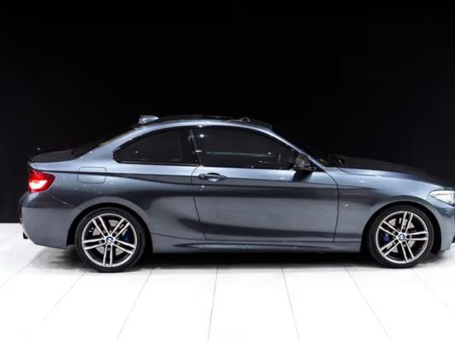 2020 BMW 2 Series M240i — photo 4