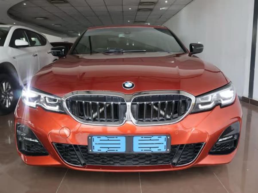 2021 BMW 3 Series 320i M Sport — photo 2