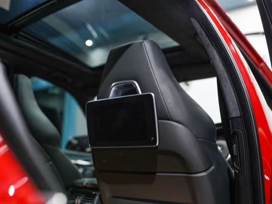 2018 BMW X5 M — photo 8