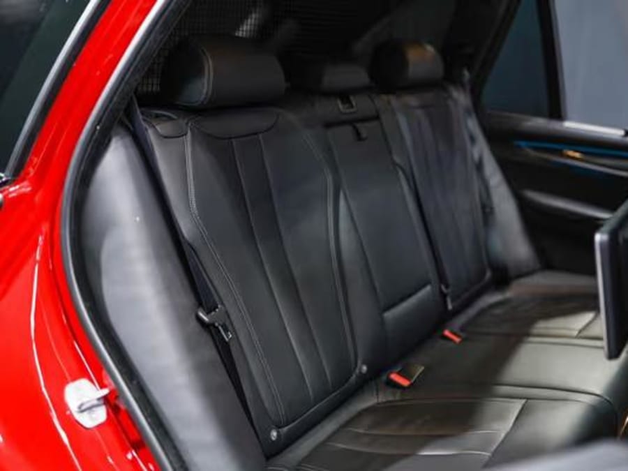 2018 BMW X5 M — photo 9