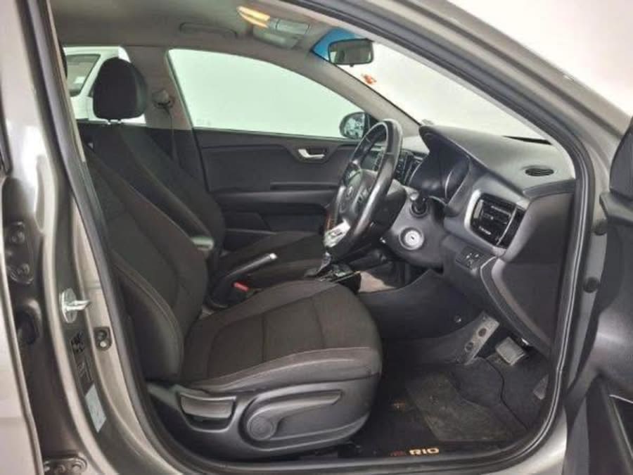 2020 Kia Rio 1.4 LX Auto — photo 4
